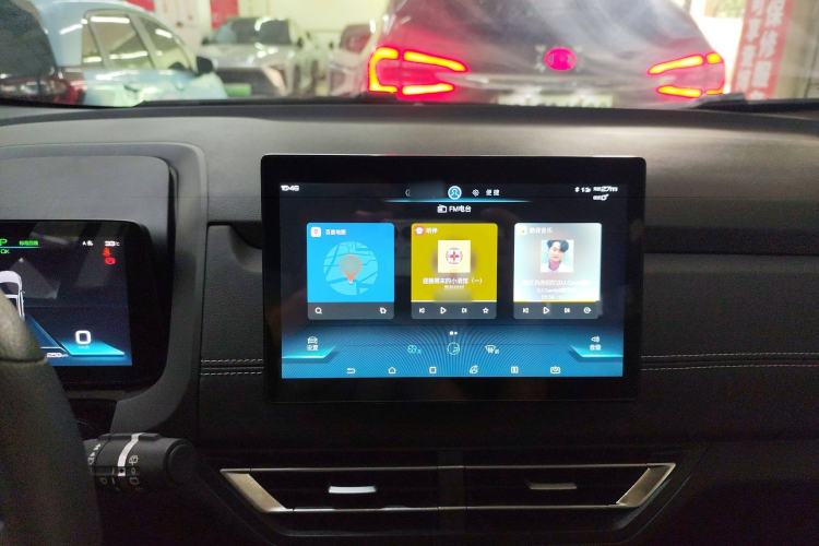 Used BYD Yuan New Energy 2019 EV360 Smart Connect Enjoyment Model Audio And AC Panel