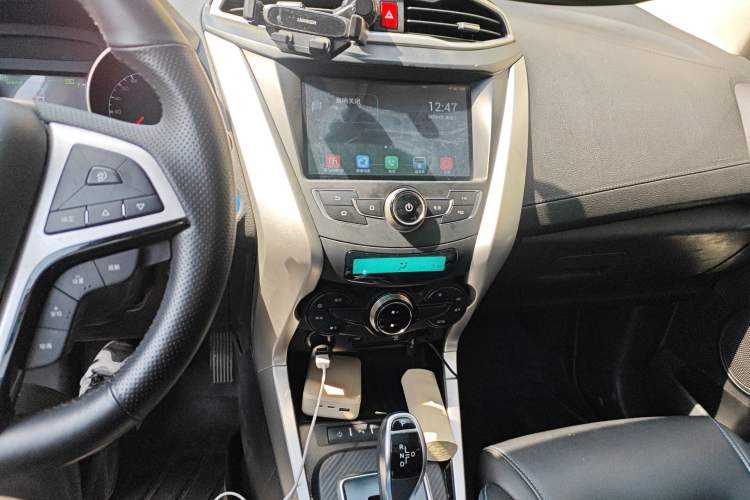 Used BYD Yuan New Energy 2019 EV360 Smart Connect Leading Model Audio And AC Panel