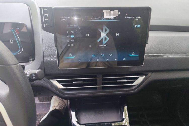 Used BYD Yuan New Energy 2019 EV535 High-Energy Leading Edition Audio And AC Panel