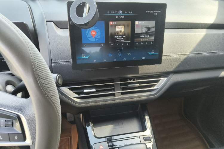 Used BYD Yuan New Energy 2019 EV535 Smart Connect Elite Model Audio And AC Panel