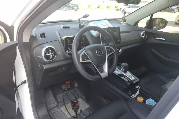 Used BYD Yuan New Energy 2019 EV535 High-Energy Leading Edition Center Console