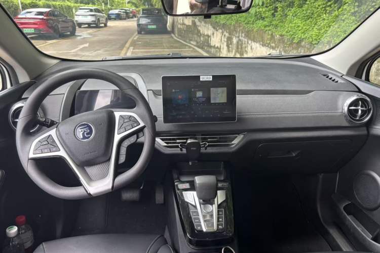 Used BYD Yuan New Energy 2019 EV535 High-Energy Leading Edition Center Console