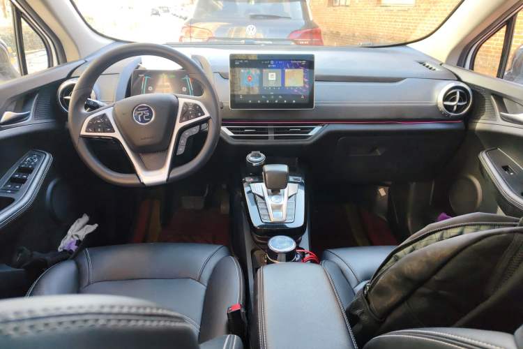 Used BYD Yuan New Energy 2019 EV535 High-Energy Leading Edition Center Console