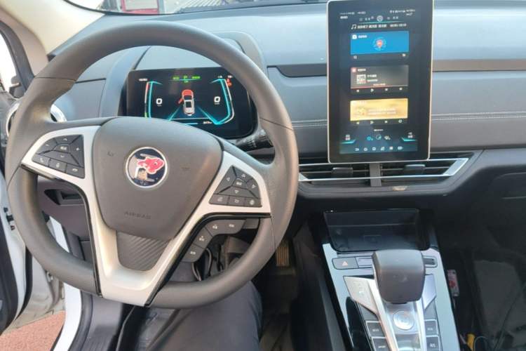 Used BYD Yuan New Energy 2019 EV535 High-Energy Leading Edition Center Console