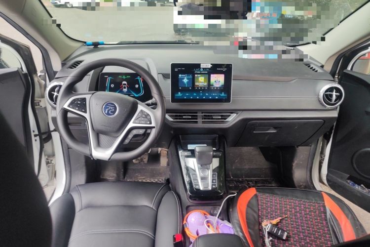 Used BYD Yuan New Energy 2019 EV535 High-Energy Leading Edition Center Console