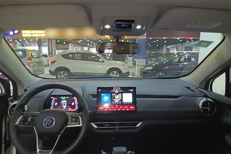 Used BYD Yuan New Energy 2019 EV360 Smart Connect Enjoyment Model Center Console