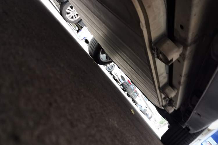 Used BYD Yuan New Energy 2019 EV535 High-Energy Leading Edition Chassis Front Left