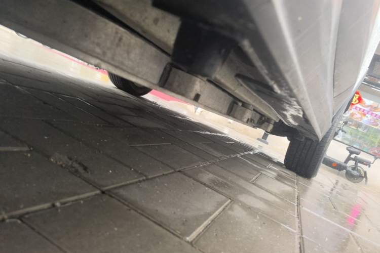 Used BYD Yuan New Energy 2019 EV535 Smart Connect Trendsetting Model Chassis Front Left