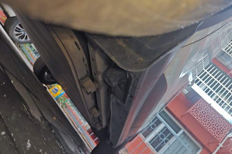 Used BYD Yuan New Energy 2019 EV535 High-Energy Leading Edition Chassis Front Left