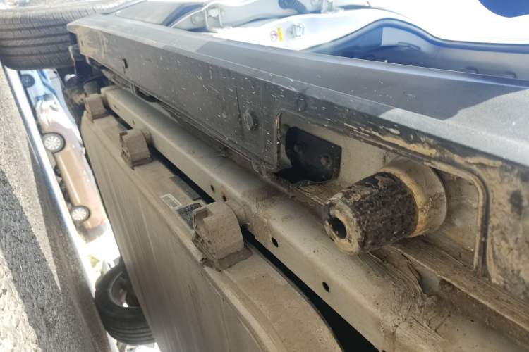 Used BYD Yuan New Energy 2019 EV535 High-Energy Leading Edition Chassis Front Right