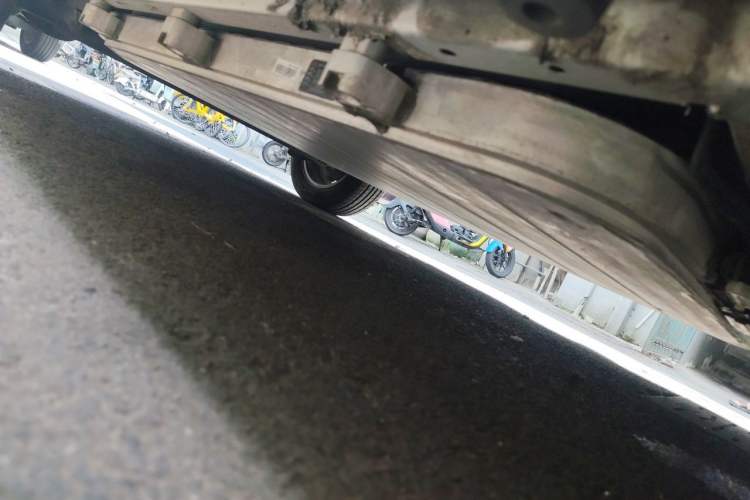 Used BYD Yuan New Energy 2019 EV535 Smart Connect Trendsetting Model Chassis Front Right