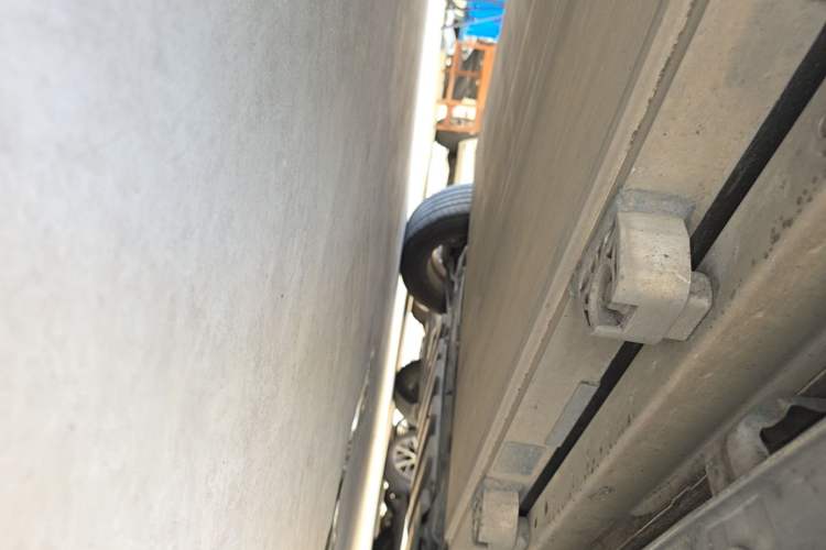 Used BYD Yuan New Energy 2019 EV360 Smart Connect Luxurious Model Chassis Front Right