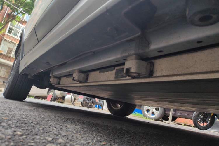 Used BYD Yuan New Energy 2019 EV360 Smart Connect Leading Model Chassis Front Right