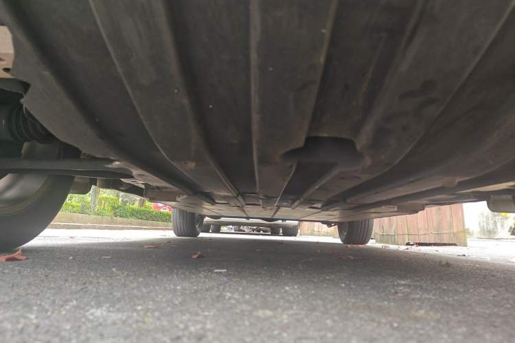 Used BYD Yuan New Energy 2019 EV360 Smart Connect Leading Model Chassis Front