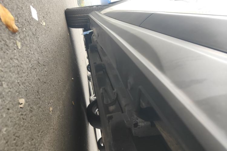 Used BYD Yuan New Energy 2019 EV535 Smart Connect Trendsetting Model Chassis Rear Left
