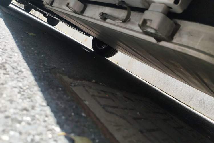 Used BYD Yuan New Energy 2019 EV535 Smart Connect Trendsetting Model Chassis Rear Left
