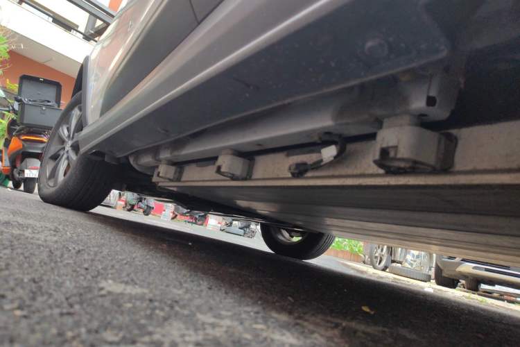 Used BYD Yuan New Energy 2019 EV360 Smart Connect Leading Model Chassis Rear Left
