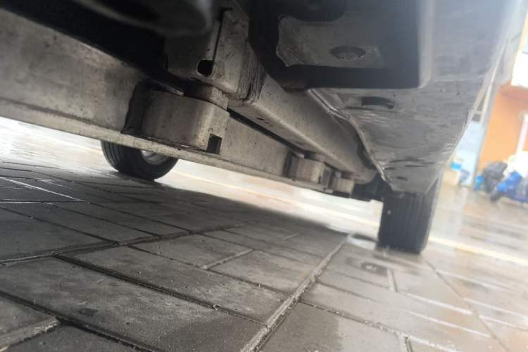 Used BYD Yuan New Energy 2019 EV535 Smart Connect Trendsetting Model Chassis Rear Right