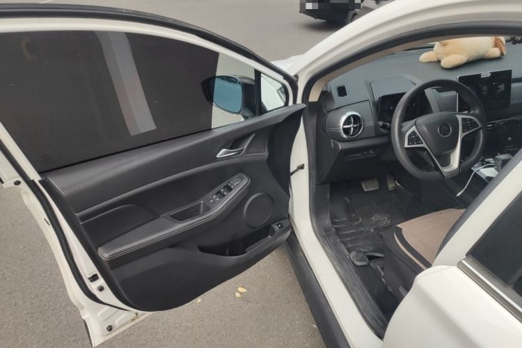 Used BYD Yuan New Energy 2019 EV535 Smart Connect Trendsetting Model Driver Seat
