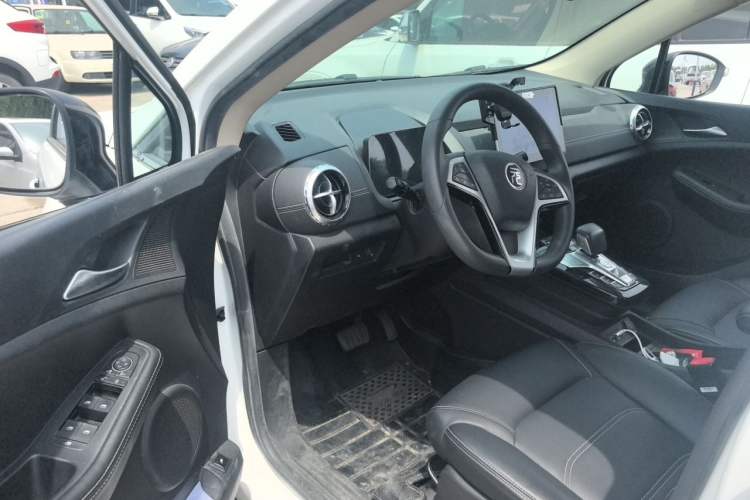 Used BYD Yuan New Energy 2019 EV535 Smart Connect Trendsetting Model Driver Seat