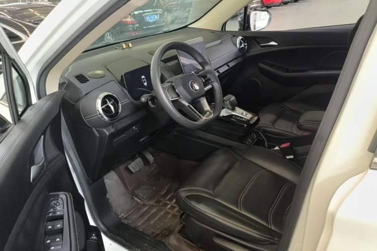 Used BYD Yuan New Energy 2019 EV535 Smart Connect Trendsetting Model Driver Seat