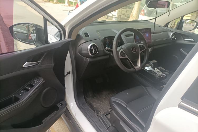 Used BYD Yuan New Energy 2019 EV535 Smart Connect Trendsetting Model Driver Seat