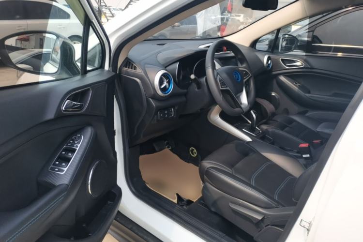 Used BYD Yuan New Energy 2019 EV360 Smart Connect Leading Model Driver Seat