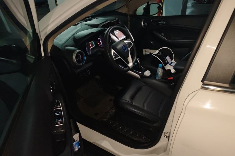 Used BYD Yuan New Energy 2019 EV360 Smart Connect Leading Model Driver Seat