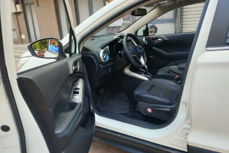 Used BYD Yuan New Energy 2019 EV360 Smart Connect Leading Model Driver Seat