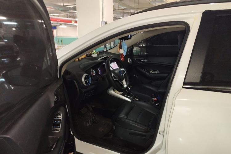 Used BYD Yuan New Energy 2019 EV360 Smart Connect Leading Model Driver Seat