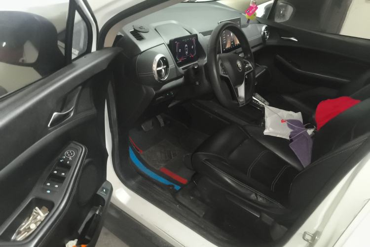 Used BYD Yuan New Energy 2019 EV535 Smart Connect Trendsetting Model Driver Seat