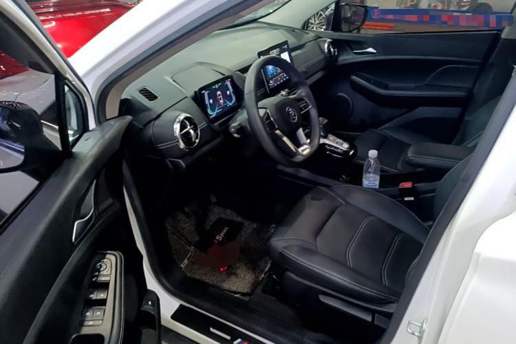 Used BYD Yuan New Energy 2019 EV360 Smart Connect Enjoyment Model Driver Seat