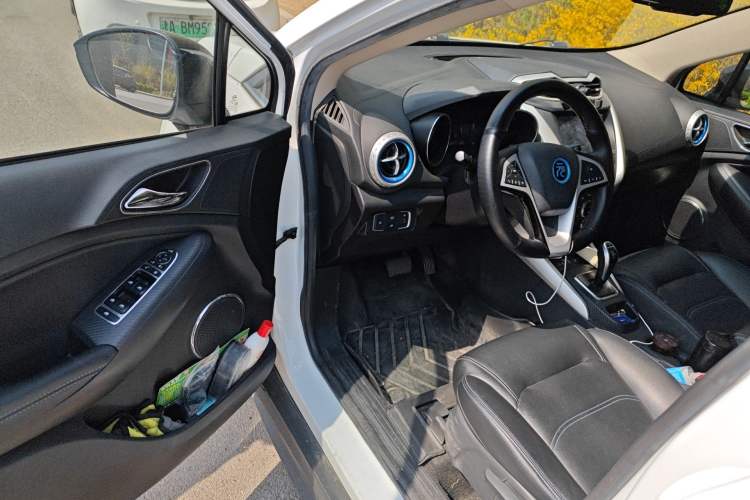 Used BYD Yuan New Energy 2019 EV360 Smart Connect Leading Model Driver Seat