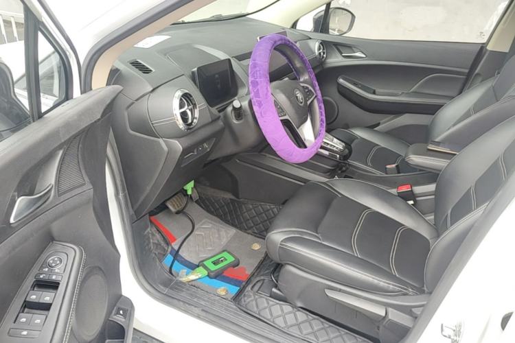 Used BYD Yuan New Energy 2019 EV360 Smart Connect Luxurious Model Driver Seat