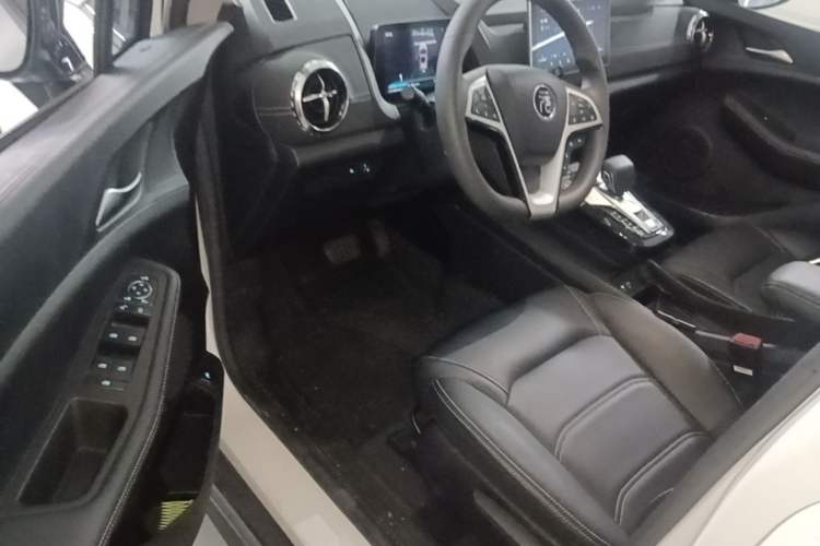 Used BYD Yuan New Energy 2019 EV535 High-Energy Leading Edition Driver Seat