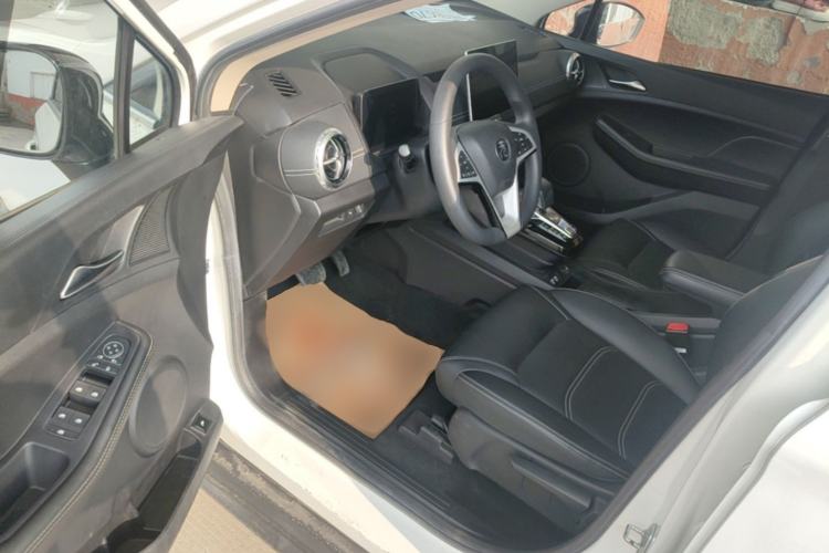 Used BYD Yuan New Energy 2019 EV535 Smart Connect Trendsetting Model Driver Seat