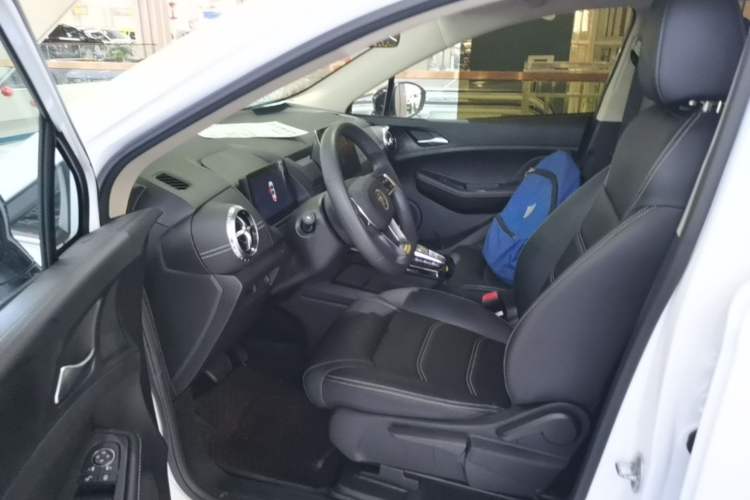 Used BYD Yuan New Energy 2019 EV535 Smart Connect Trendsetting Model Driver Seat