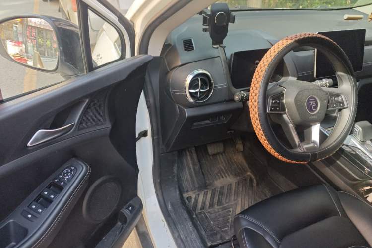 Used BYD Yuan New Energy 2019 EV535 Smart Connect Elite Model Driver Seat