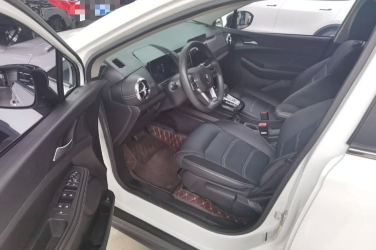 Used BYD Yuan New Energy 2019 EV360 Smart Connect Enjoyment Model Driver Seat