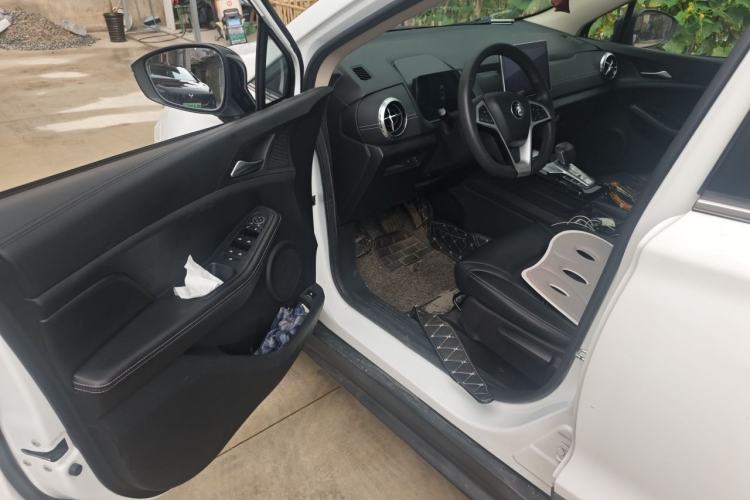 Used BYD Yuan New Energy 2019 EV535 Smart Connect Trendsetting Model Driver Seat