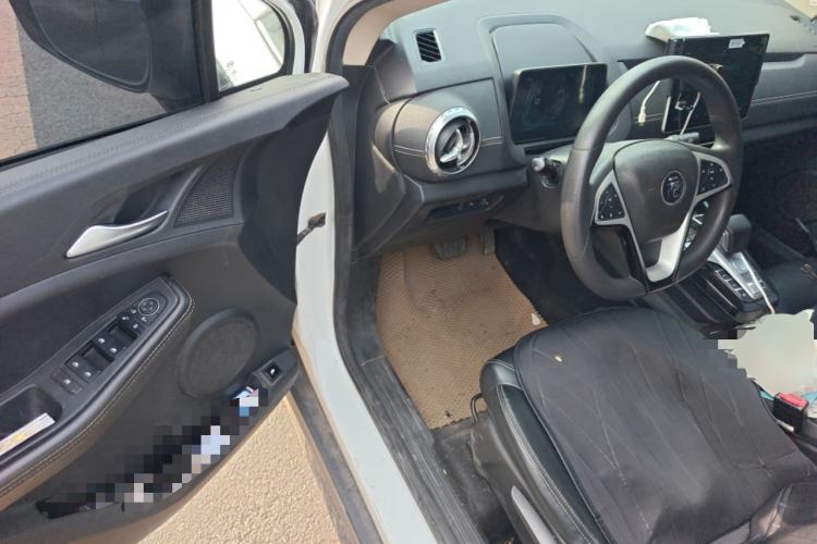 Used BYD Yuan New Energy 2019 EV535 Smart Connect Trendsetting Model Driver Seat