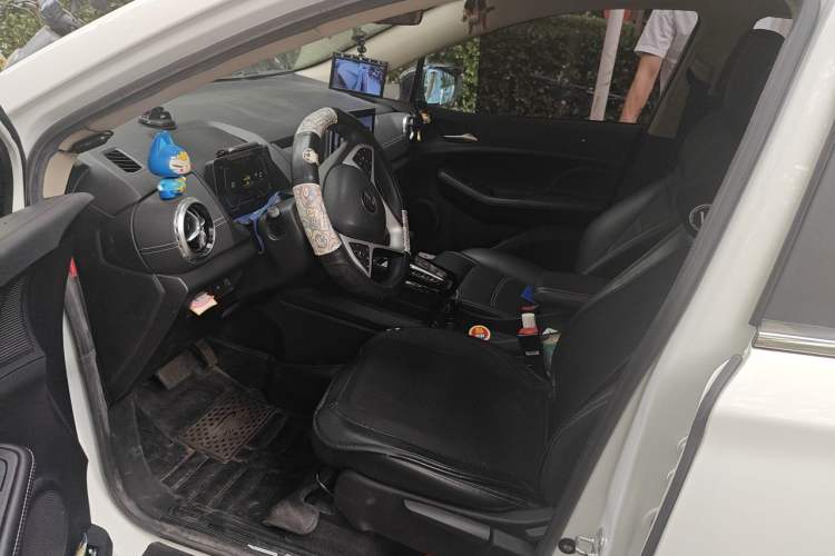 Used BYD Yuan New Energy 2019 EV535 Smart Connect Trendsetting Model Driver Seat