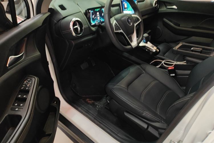 Used BYD Yuan New Energy 2019 EV535 High-Energy Leading Edition Driver Seat