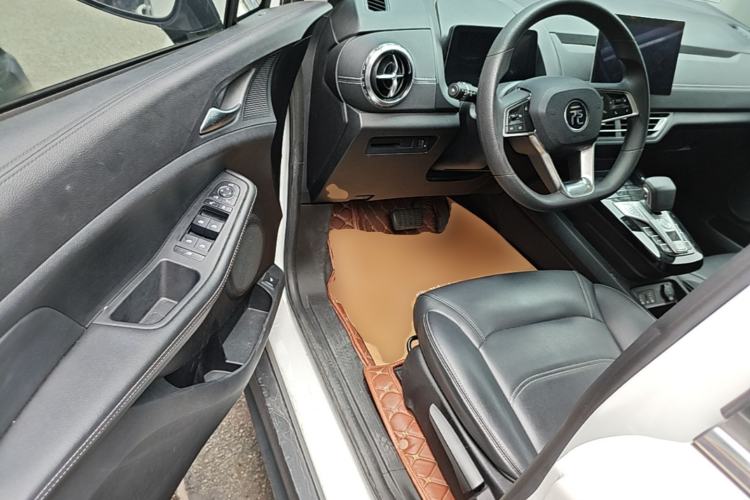 Used BYD Yuan New Energy 2019 EV360 Smart Connect Enjoyment Model Driver Seat