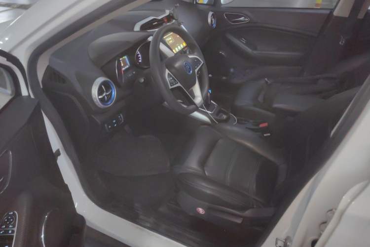 Used BYD Yuan New Energy 2019 EV360 Smart Connect Leading Model Driver Seat