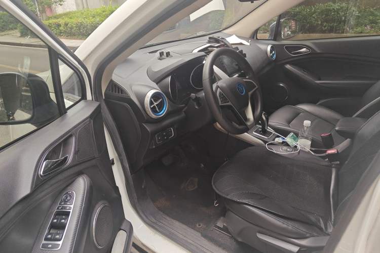 Used BYD Yuan New Energy 2019 EV360 Smart Connect Leading Model Driver Seat