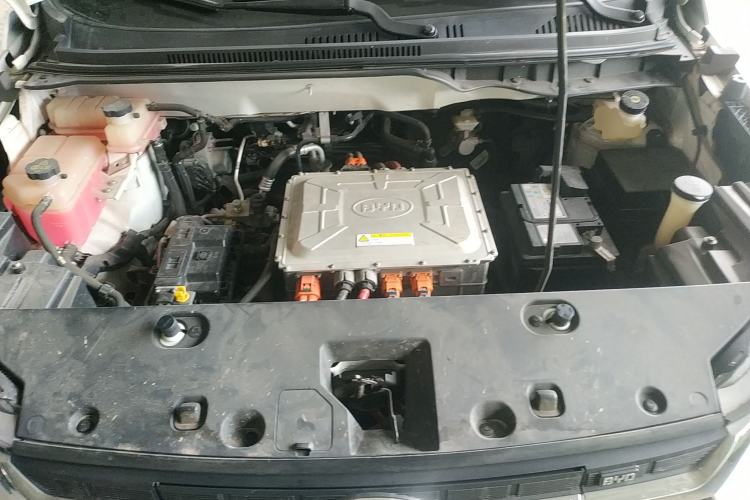Used BYD Yuan New Energy 2019 EV360 Smart Connect Enjoyment Model Engine Bay