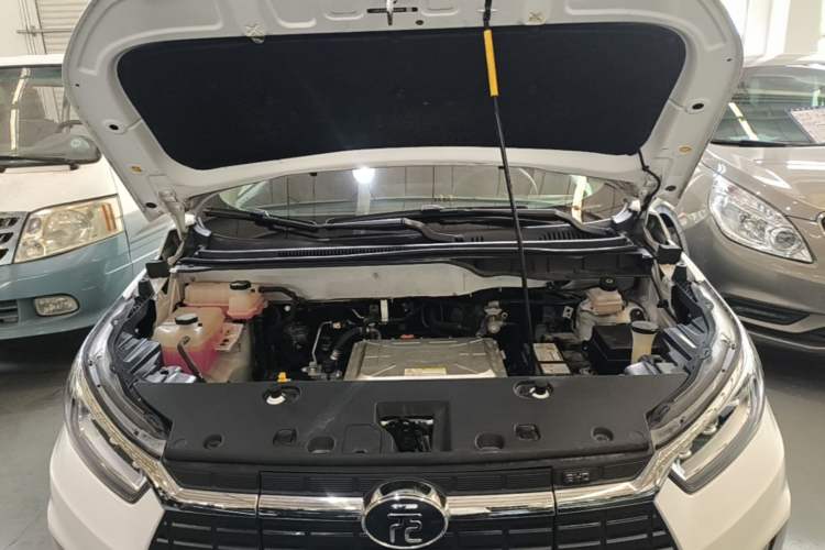 Used BYD Yuan New Energy 2019 EV535 Smart Connect Trendsetting Model Engine Bay