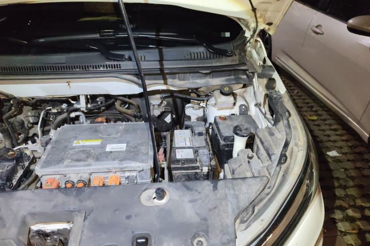 Used BYD Yuan New Energy 2019 EV535 Smart Connect Trendsetting Model Engine Bay Left