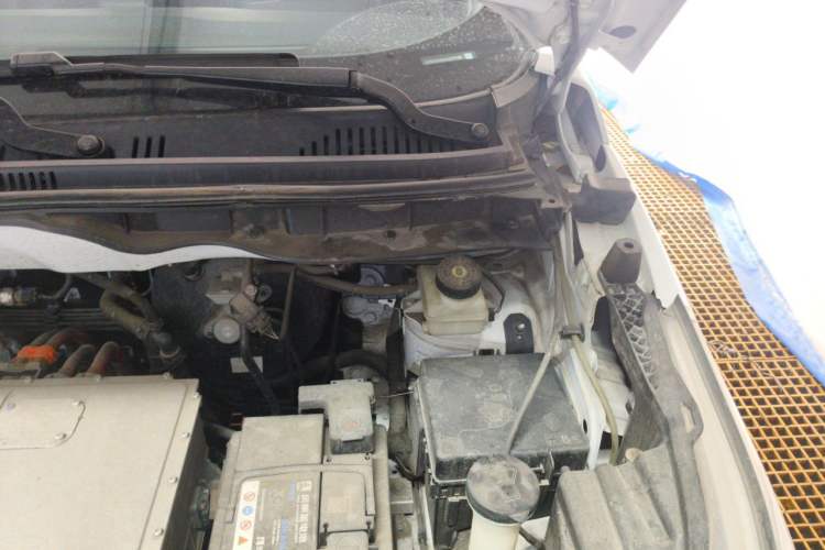 Used BYD Yuan New Energy 2019 EV535 High-Energy Leading Edition Engine Bay Left
